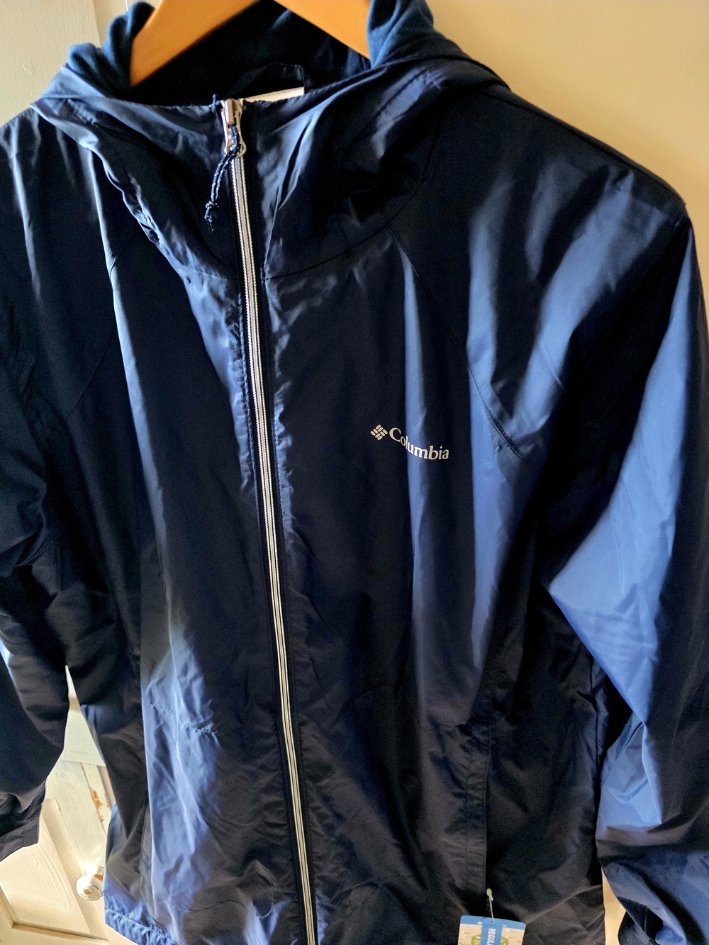 Columbia Navy Hooded Nylon Water Wind Repellent Windbreaker Jacket New with Tags - Picture 4 of 6